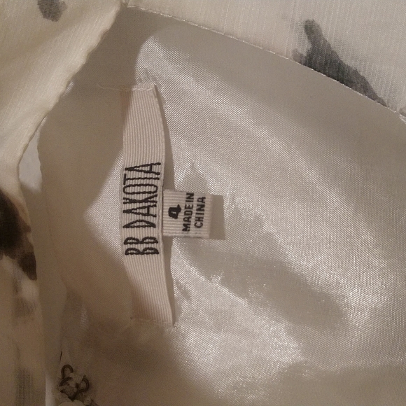 BB Dakota Charlotte Floral Cutout Dress - Picture 6 of 8